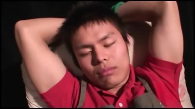 [Full ver. is available only for membership and direct release*1]Makoto Kindo works part-time at a book-buying store. He was supposed to assess books... 01-06-0146-01